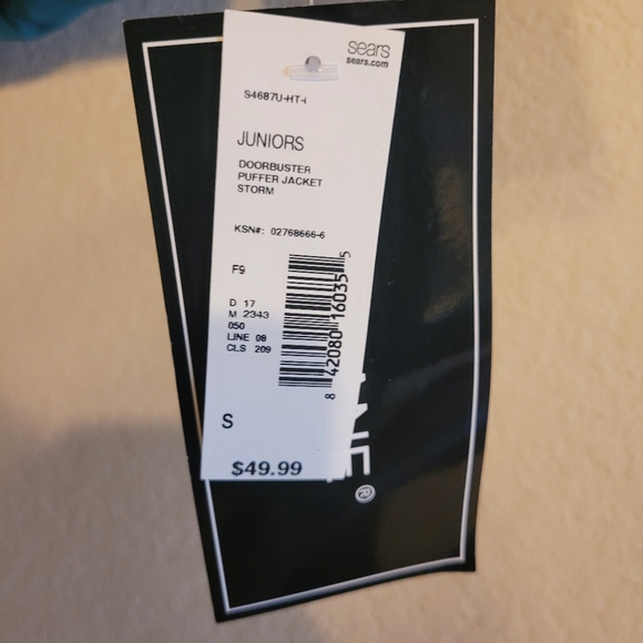 Puffer Jacket - Picture 5 of 5